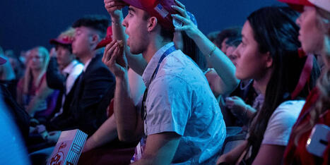 Millions of Trump voters 'are about to get punched in the face': senator - Raw Story | Backstabber Watch | Scoop.it