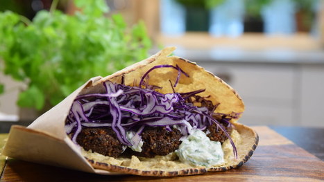 Falafelit ovat tulleet jäädäkseen – näillä viidellä vinkillä saat niistä kuohkeita ja rapeita | Ruoka ja juoma | Strömsö | yle.fi | 1Uutiset - Lukemisen tähden | Scoop.it