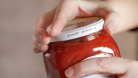 How Long Past the Expiration Date Can You Eat Food? An Expert Weighs In | Industry 411 - Waste Management | Scoop.it