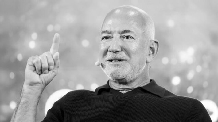 Jeff Bezos Says One Question Can Help You Make the Hard Decisions. It&rsquo;s a Powerful Lesson in Living Without Regret | Family Office & Billionaire Report - Empowering Family Dynasties | Scoop.it