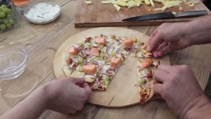 Mit Herz am Herd - Flammkuchen mit Trauben und Lachs | Hobby, LifeStyle and much more... (multilingual: EN, FR, DE) | Scoop.it