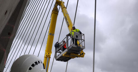 100 m&egrave;tres au-dessus de l'Aulne&nbsp;: l'entretien XXL du pont de T&eacute;r&eacute;nez&nbsp; | Regards crois&eacute;s sur la transition &eacute;cologique | Scoop.it