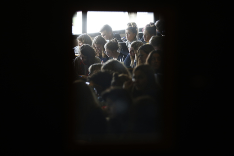 Un collège-lycée parisien veut obliger les élèves à porter un mouchard | Meilleure revue de presse de l'univers connu | Scoop.it
