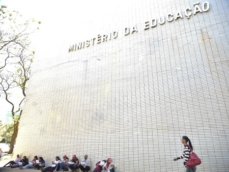 Inqu&eacute;rito da pol&iacute;cia do DF v&ecirc; ind&iacute;cios de fraudes no MEC | Inova&ccedil;&atilde;o Educacional | Scoop.it