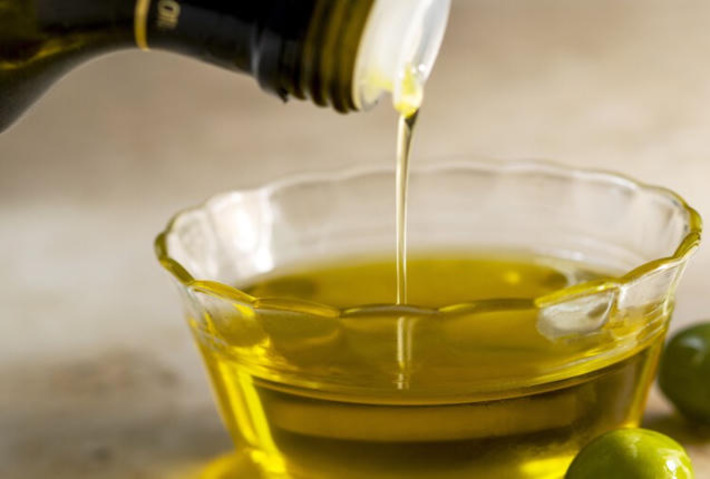 Which Cooking Oil Is Good for Health? 4 Dietitians Weigh In | The Health Report | Scoop.it