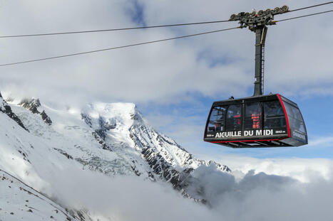 Aiguille du Midi à Chamonix : les 70 ans d’un téléphérique légendaire perché à 3842 mètres | Les evolutions de l'offre touristique | Scoop.it
