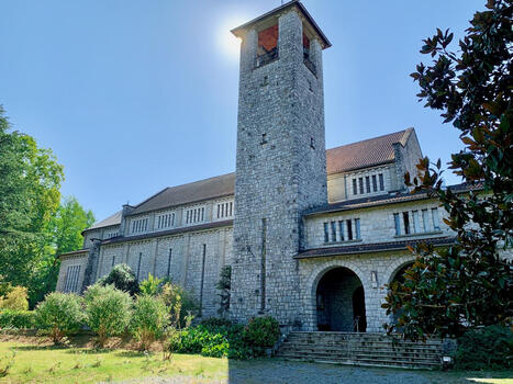 Pour r&eacute;nover cette abbaye pr&egrave;s des Pyr&eacute;n&eacute;es, ces moines font ce qu'ils savent faire de mieux | Accueil | Scoop.it