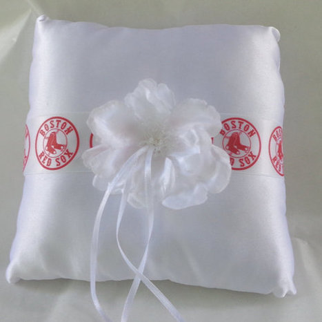 Red Sox ring bearer pillow Boston Red Sox wedding idea | Boston, you're my home | Scoop.it
