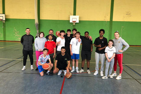 Saumur. Une initiation au basket pour les jeunes de la Scoope | L'actualité des quartiers politique de la ville de Bretagne et Pays de la Loire | Scoop.it