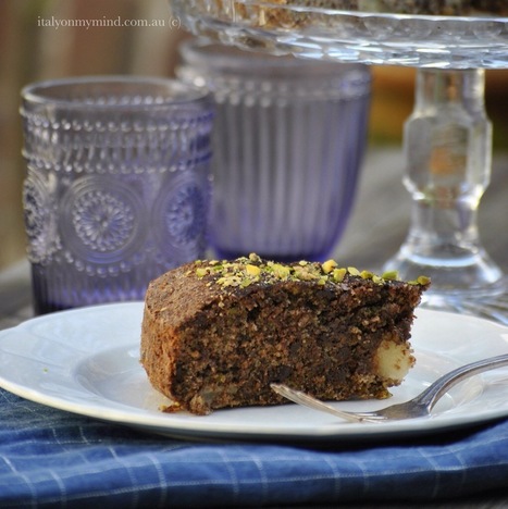Dark chocolate, pistachio and pear cake – and “Ciobar” | italy on my ... | The Chic Chocolate Curator | Scoop.it