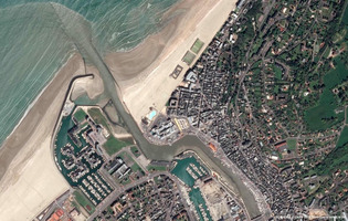 Grand format. Des images satellites pour comprendre l'évolution et les enjeux du tourisme à Deauville | Une semaine d'actu - Newsletter de veille de l'AURH | Scoop.it