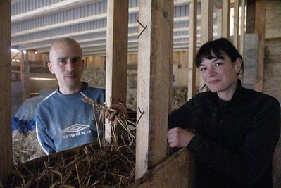 [témoignage] Caroline et Jean-Marie fabriquent leur maison en paille | Build Green, pour un habitat écologique | Scoop.it