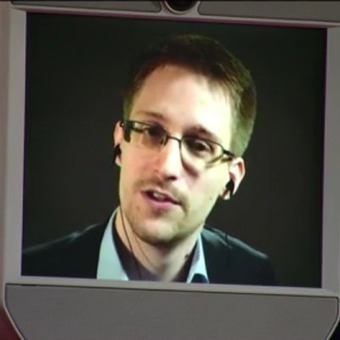 Snowden in robotrollator op TED-podium - Webwereld | Anders en beter | Scoop.it