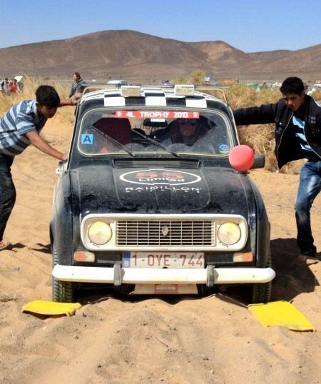 "CAT'i" secourue | Koter Info LLN - La Gazette du Raid 4L Trophy | Scoop.it