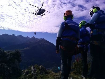 Exercice de secours jeudi sur Grascouéou - Secours en Montagne CRS Pyrénées | Facebook | Vallées d'Aure & Louron - Pyrénées | Scoop.it