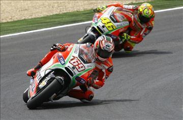 Wet/dry contrast continues at Ducati |  Crash.Net | Ductalk: What's Up In The World Of Ducati | Scoop.it