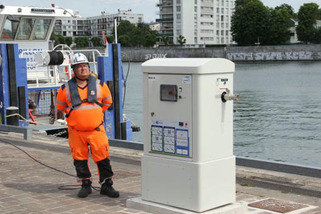 Le bassin de la Seine se dote de bornes d’électricité pour les bateaux à quai | Veille territoriale AURH | Scoop.it