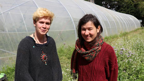 Lorient. Nina et M&eacute;gane sont mara&icirc;ch&egrave;res au Champ des tours, dans le quartier de Bois-du-Ch&acirc;teau | L'actualit&eacute; des quartiers politique de la ville de Bretagne et Pays de la Loire | Scoop.it
