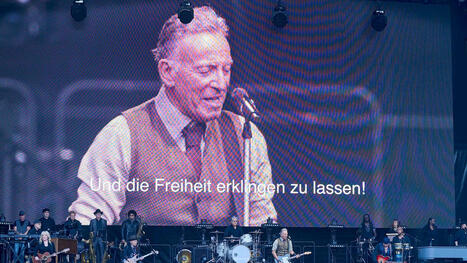 Konzert mit Bruce Springsteen in Berlin, VivaTech in Paris, Steinsarkophag des Ahmose-Pen | Kompass-Aktuell | Scoop.it
