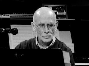 Poezibao: Une journée consacrée à Claude Mouchard (16 avril 2011) | "Qui si je criais...?" | Scoop.it