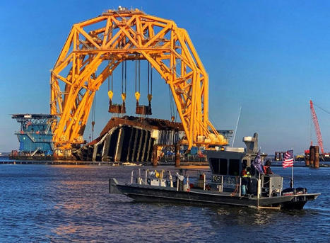 Recovering the capsized Golden Ray / le 18.01.2022 | Pollution accidentelle des eaux (+ d&eacute;chets plastiques) | Scoop.it