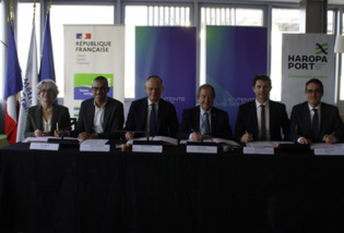 L’Entente Axe Seine renforce son alliance avec Haropa Port et VNF pour la logistique fluviale | Une semaine d'actu - Newsletter de veille de l'AURH | Scoop.it