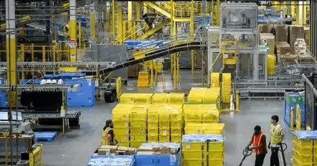 Amazon workers forced to work around dead coworker and told to &lsquo;turn around and not look&rsquo; (The Mirror US Online) | Ricardo Torres | PSLabor:  Your Union Free Advantage | Scoop.it