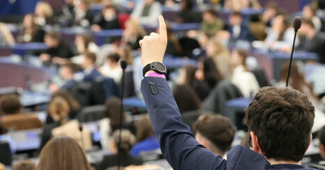 Strasbourg. Guerre, climat, IA : quand les jeunes venus de toute l’Europe débattent comme des eurodéputés | Strasbourg Eurométropole Actu | Scoop.it