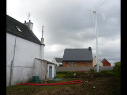 Sainte-Sève. Une éolienne dans leur jardin ! | Build Green, pour un habitat écologique | Scoop.it