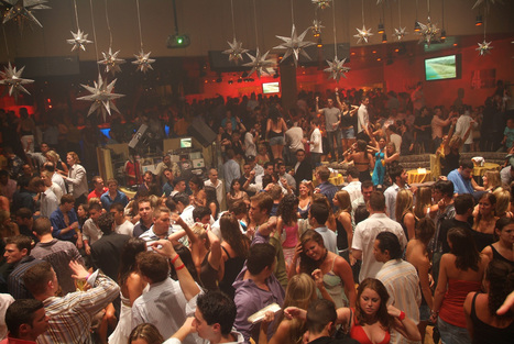 Swingers club trapeze