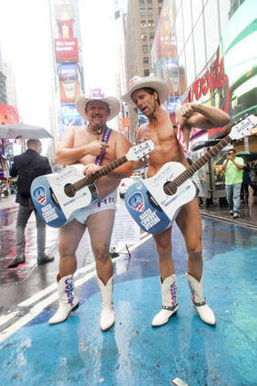 Git-R-Nude | Strange days indeed... | Scoop.it