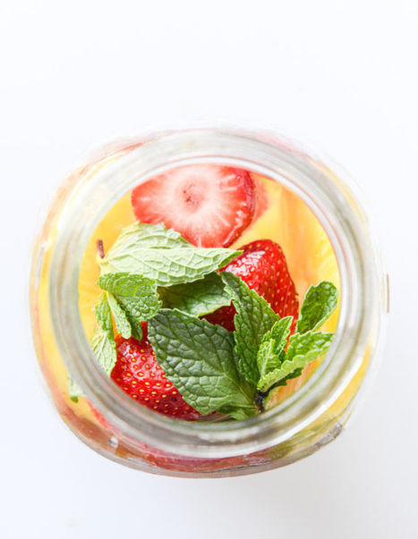 Pineapple Sangria Recipes - This Citrus-Packed Colorful Cocktail is Ideal for Early Springtime (TrendHunter.com) | Backyard Barbecues, Cookouts, tailgating ideas | Scoop.it