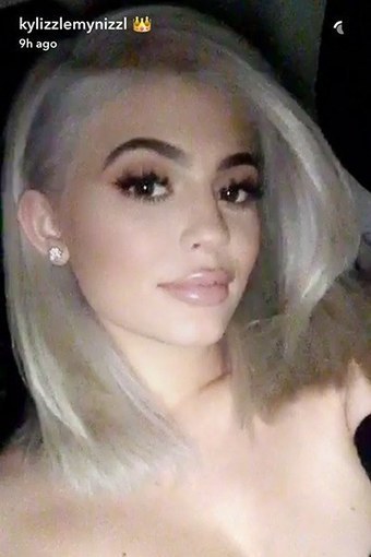 Kylie Jenner Shows Off New Silver Blonde Hair Color! - Fashion Trend Seeker | Hairstyles, Fashion, and Beauty Trends | Scoop.it