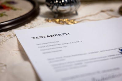 Henkivakuutuksen rahat voivat p&auml;&auml;ty&auml; ex-puolisolle, jos tietoja ei p&auml;ivit&auml; | HS.fi | 1Uutiset - Lukemisen t&auml;hden | Scoop.it