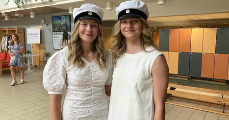 Glädje och vemod efter gymnasieåren i Vörå – vi var med när lovande idrottarna Cecilia Österberg och Emelie Hägglund fick studentmössan | Sport | Yle | 1Uutiset - Lukemisen tähden | Scoop.it