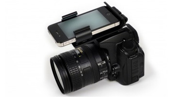 Flash Dock attaches iPhone to DSLR, raises camera's IQ | Nerdy Needs | Scoop.it