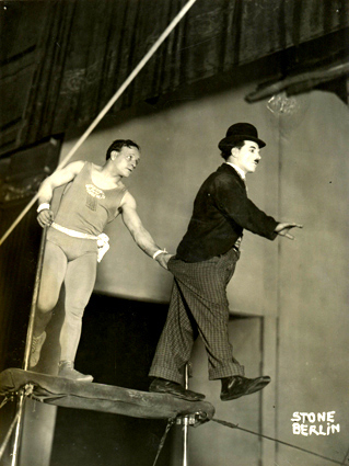 Le monde de la finance l&acirc;che Obama, l'Am&eacute;rique tent&eacute;e par le "Boss" Romney | Chronique des Droits de l'Homme | Scoop.it