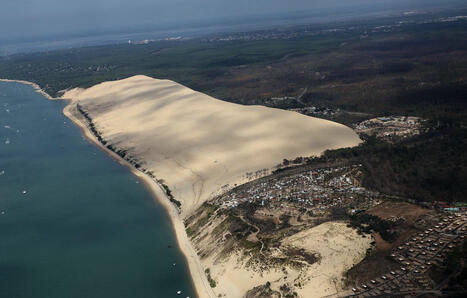 Gironde : La dune du Pilat au cœur d’un conflit entre écologie et tourisme | Biodiversité - @ZEHUB on Twitter | Scoop.it