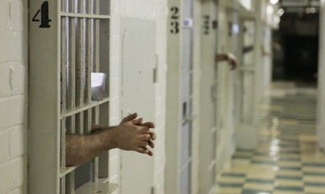 Obama Administration Endorses Reducing Sentences For Drug Offenders | Beckley News : Drugs | Scoop.it