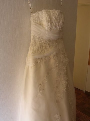 Robe de mariée d'occasion pas cher avec cerceau - Occasion du Mariage | Robes de mariée d'occasion | Scoop.it