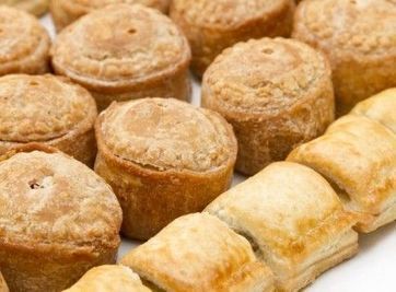 Appetizer Recipe: Mini Sausage Puff Pastry Bites - Food And Drink For You | Candy Buffet Weddings, Favors, Events, Food Station Buffets and Tea Parties | Scoop.it
