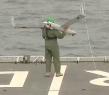 Un drone léger ScanEagle du navire amiral d’EUNAVFOR Atalanta, le TCD Johan de Witt, s’écrase en mer | Newsletter navale | Scoop.it