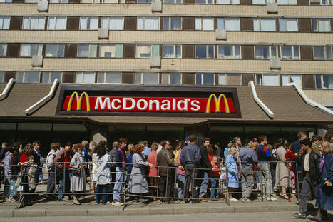 McDonalds Peace Theory Epitomized America's 1990s Hubris | SSSC Politics  Conflict | Scoop.it