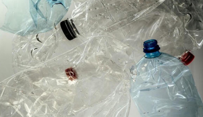 Bouteilles en plastique : 68 % des Français veulent les interdire