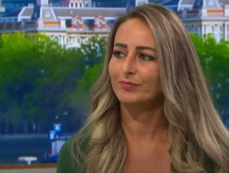 Domestic abuse survivor says Siri saved her life during brutal attack - UNILAD | Operation Oya | Scoop.it