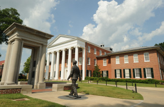 U Mississippi faculty and staff describe how the campus is moving beyond its racist past | Information and digital literacy in education via the digital path | Scoop.it