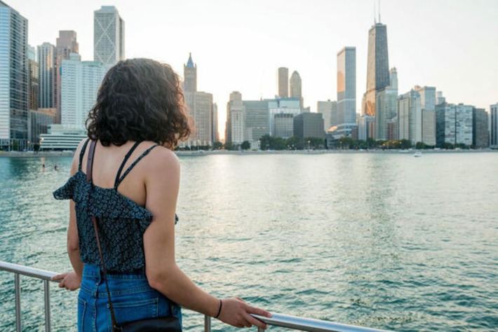 Woman Torn After Sister Asks Her to Move from California to Chicago to Help with the Family Business and a New Baby | Business Family Enterprise Report  - Moving From Success to Significance | Scoop.it