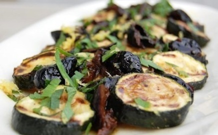 Zucchine alle olive - La ricetta di Buonissimo | La Cucina Italiana - De Italiaanse Keuken - The Italian Kitchen | Scoop.it