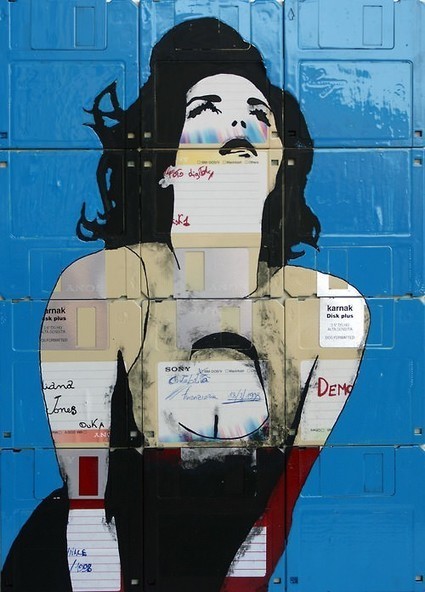 Alternative canvas from electronics | 1001 Recycling Ideas ! | Scoop.it
