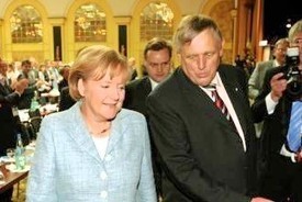 zebuzzeo: Laissez la Grèce quitter l'Euro, déclare un député important de la CDU en Défi à Angela Merkel | ACTUALITÉ | Scoop.it